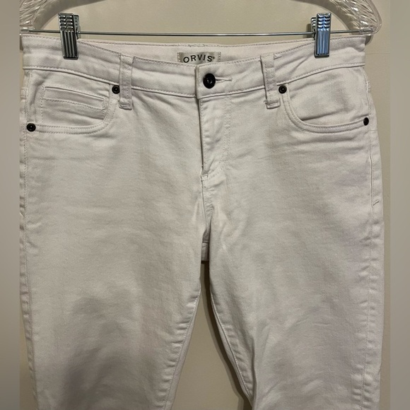 Orvis Women’s White Denim Jeans, Straight Leg Raw Hem Rolled, 27” Inseam; Size 6 - Picture 3 of 9